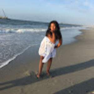 Meet your Posher, Gabriela